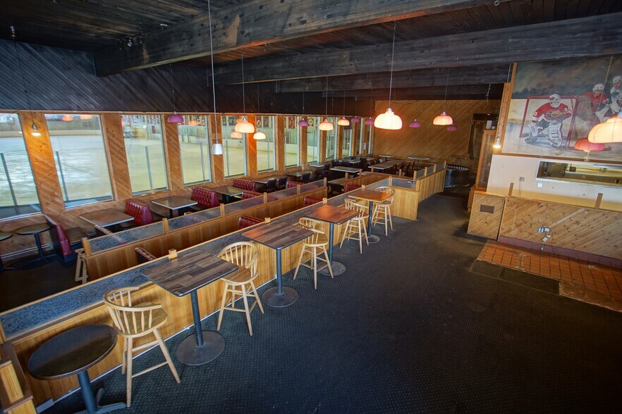 More Photos Of 23770 S Western Ave, Harbor City Restaurant For Lease