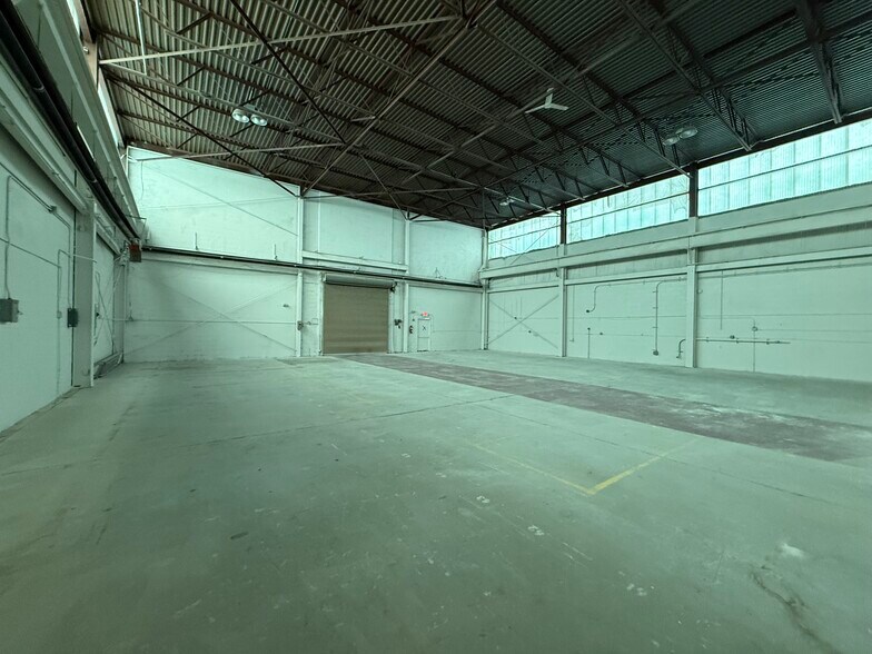 More Photos Of 2224 Industrial Dr, Bethlehem Warehouse For Lease