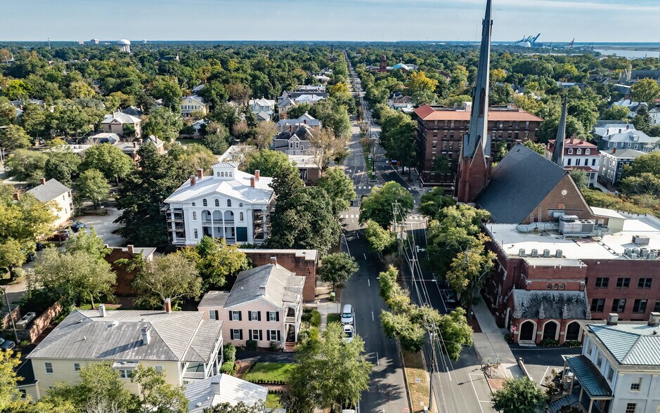 More Photos Of 12 N 5th Ave, Wilmington Office Residential For Sale