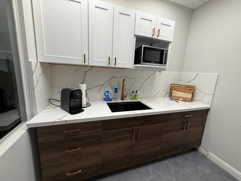 More Photos Of 2315 S Bascom Ave, Campbell Office For Lease