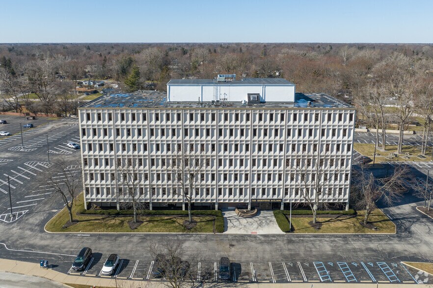 More Photos Of 3103 Executive Pky, Toledo Office For Lease