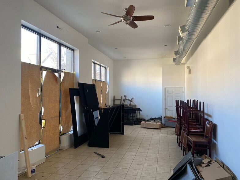 More Photos Of 1701 W Belmont Ave, Chicago Apartments For Sale