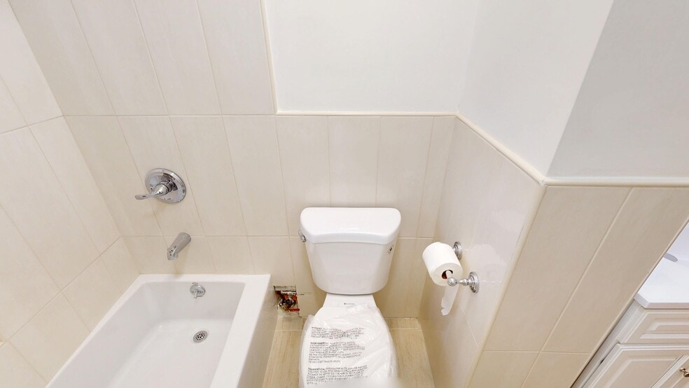 More Photos Of 954 Manhattan Ave, Brooklyn Apartments For Sale