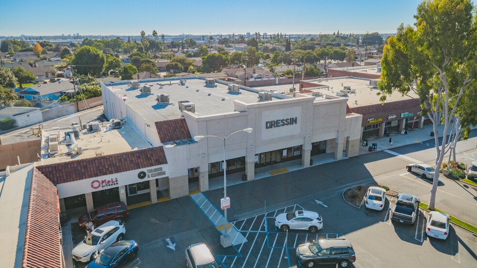 More Photos Of 2450 E Chapman Ave, Fullerton Department Store For Lease