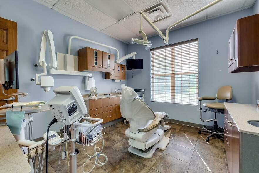 More Photos Of 1466 Columbia Hwy N, Aiken Medical For Sale