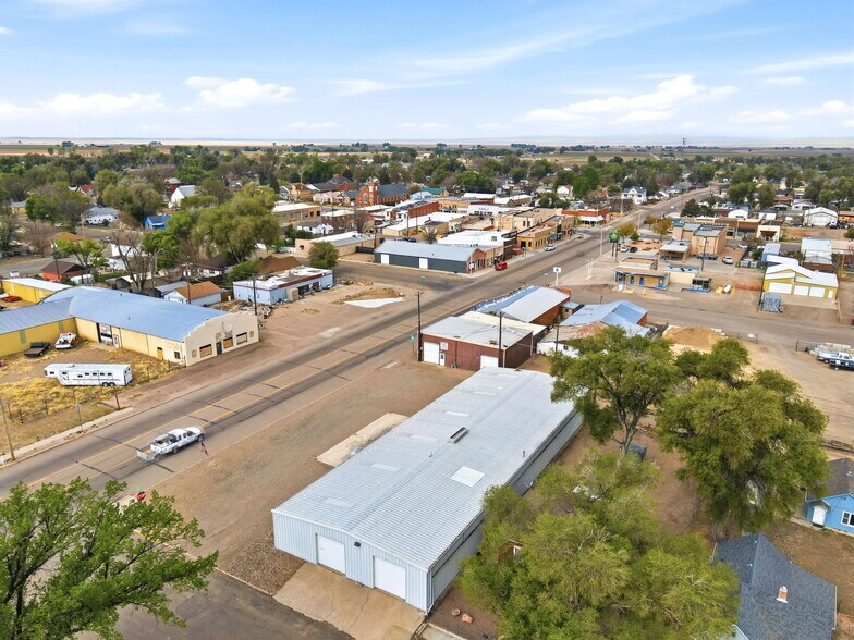 More Photos Of 114 5th St, Fowler Industrial For Lease