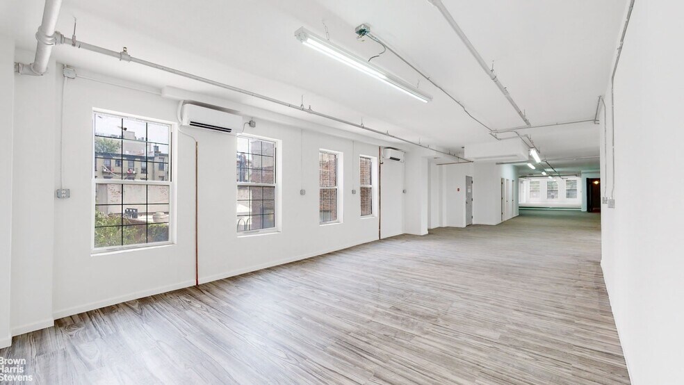 More Photos Of 621 Bergen St, Brooklyn Light Distribution For Lease