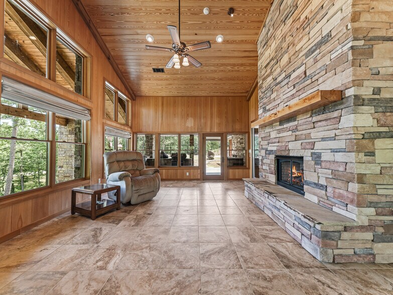More Photos Of 110 Lizard ln, Story Specialty For Sale