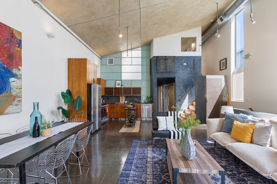 More Photos Of 755-757 Folger Ave, Berkeley Office For Sale