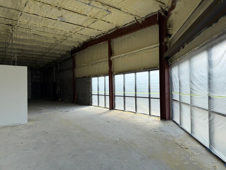 More Photos Of 1236 Northgate Business Pky, Madison Flex For Lease