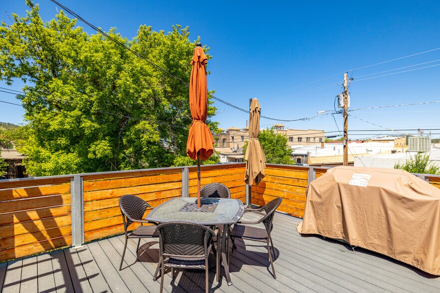 More Photos Of 116 S 1st St, Williams Office For Sale