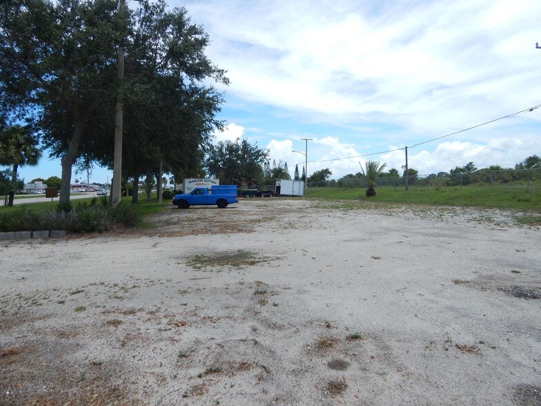 More Photos Of 3151 N US Highway 1, Fort Pierce Auto Dealership For Sale