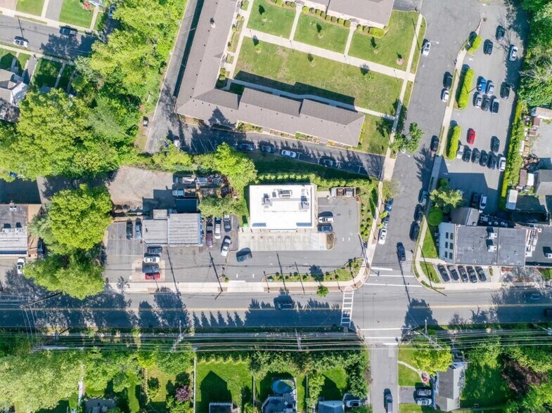 More Photos Of 584 Kinderkamack Rd, River Edge Convenience Store For Sale