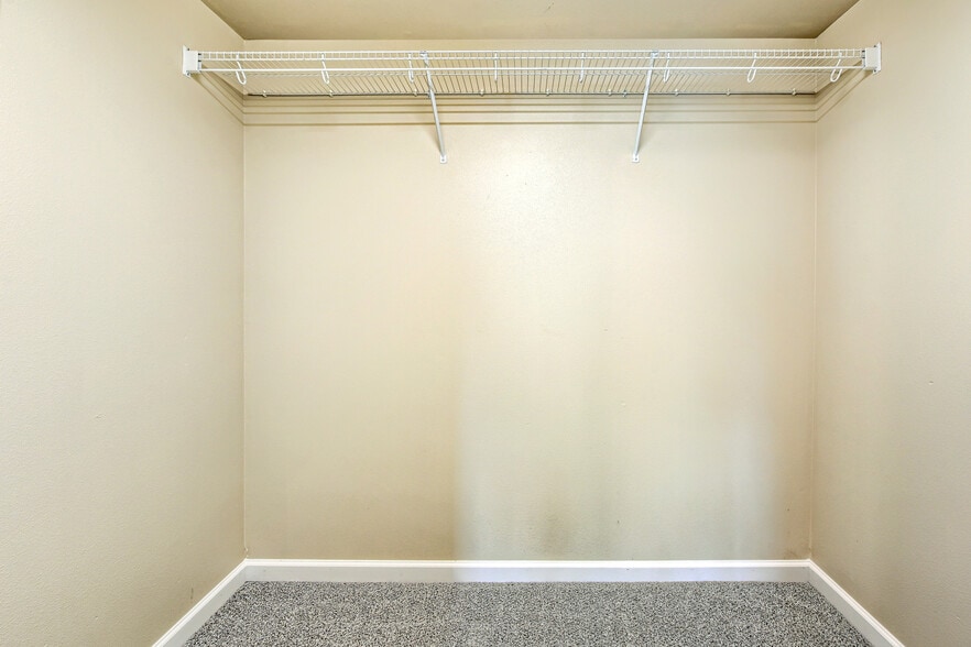 More Photos Of 8423-8451 SE Brooklyn St, Portland Apartments For Sale