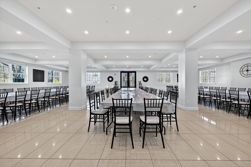 More Photos Of 82 Liberty St, Monticello Apartments For Sale