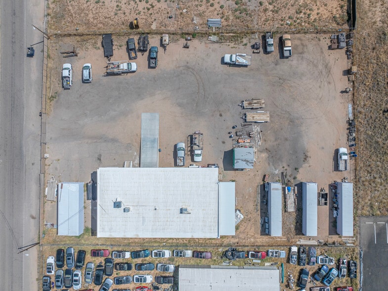 More Photos Of 3560 Sunshine Dr, Kingman Warehouse For Sale