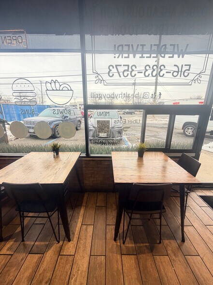 More Photos Of 351 Old Country Rd, Carle Place Storefront For Lease