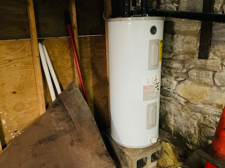 More Photos Of 179 1st St, Pittsfield Office Residential For Sale