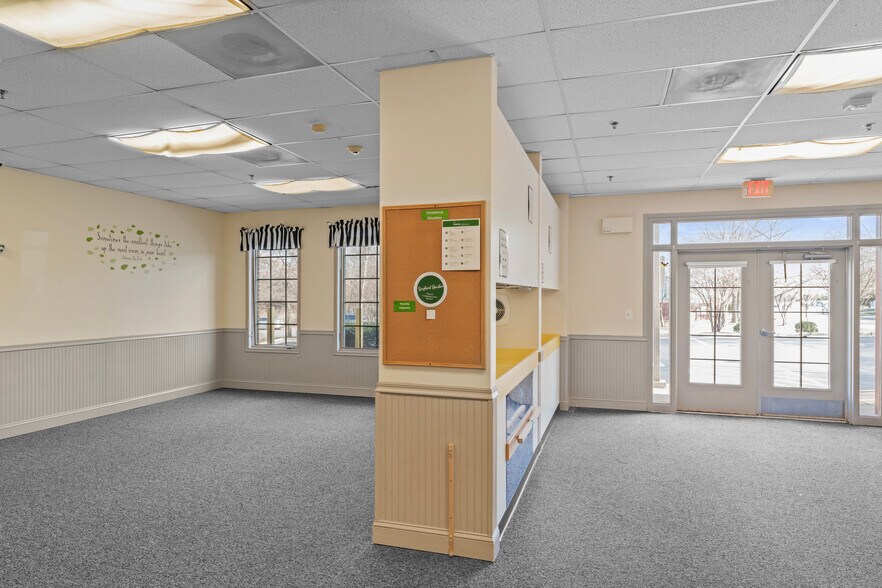 More Photos Of 42851 Smallwood Ter, Chantilly Daycare Center For Sale