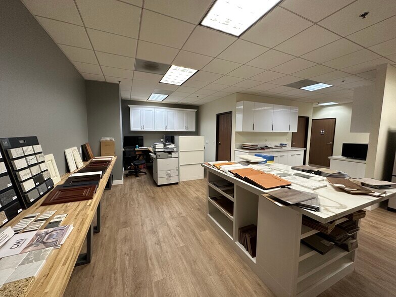 More Photos Of 2458 Alton Pky, Irvine Light Distribution For Lease