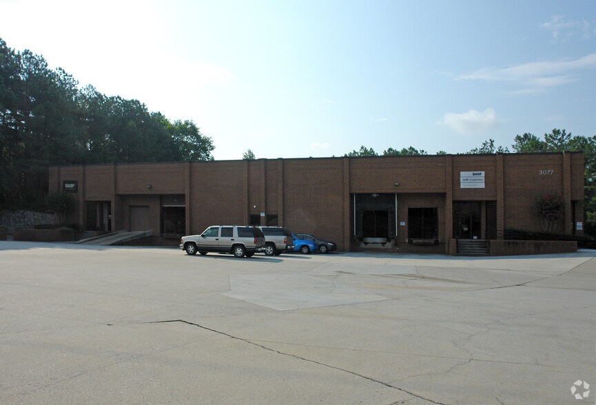 More Photos Of 3077 Oakcliff Industrial St, Doraville Distribution For Lease