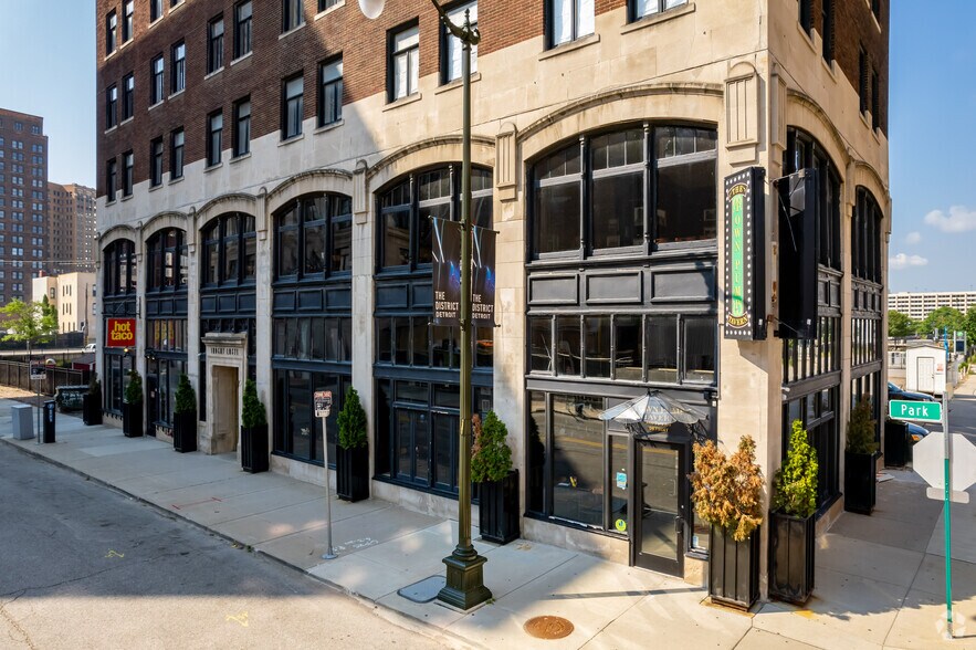 More Photos Of 2233 Park Ave, Detroit Apartments For Sale