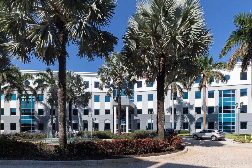 More Photos Of 9850 NW 41st St, Doral Unknown For Lease