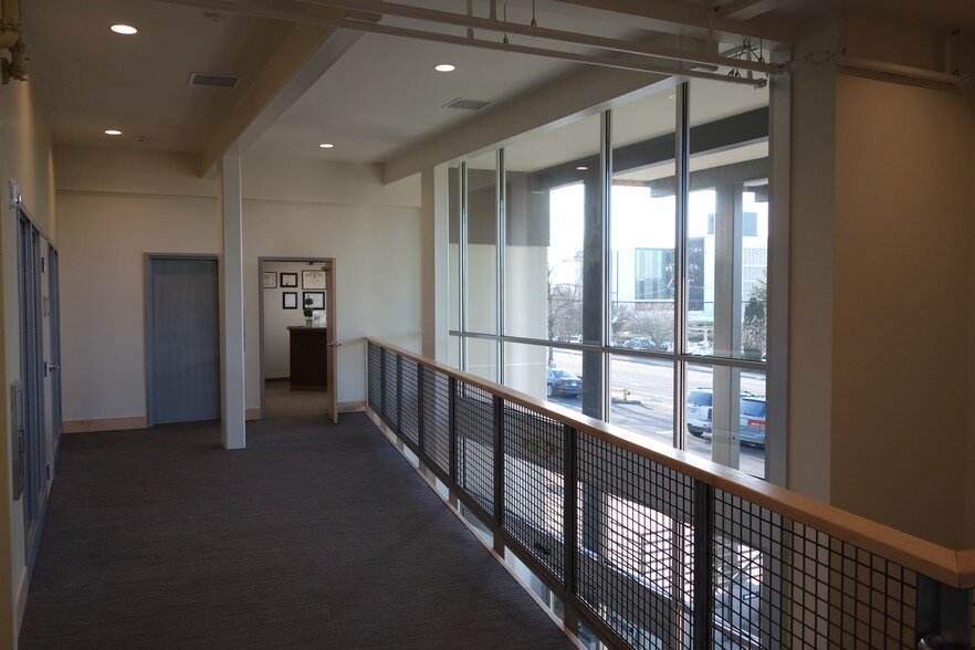 More Photos Of 17800 Talbot Rd S, Renton Medical For Lease