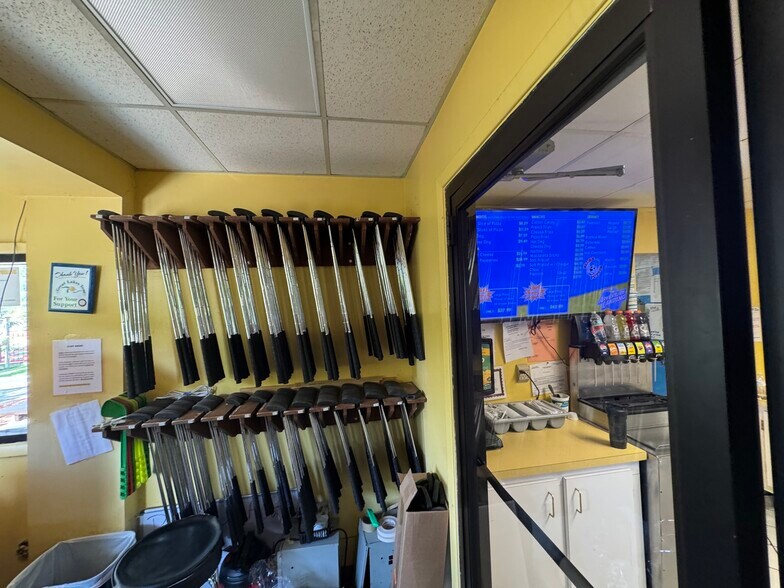 More Photos Of 2400 Sheridan Dr, Tonawanda Amusement Park For Sale