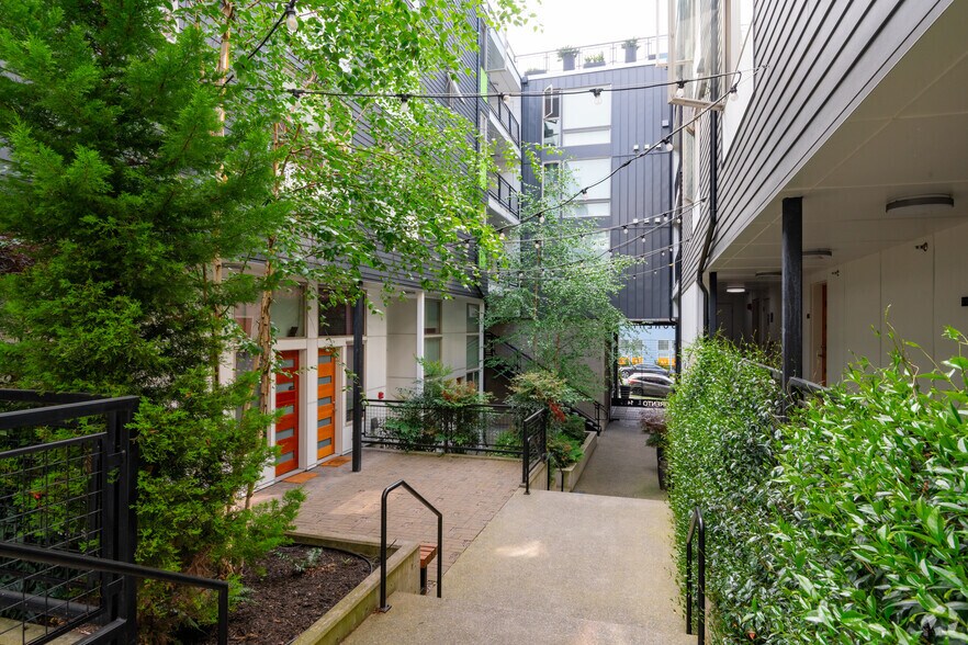 More Photos Of 1414 E Yesler Way, Seattle Apartments For Sale