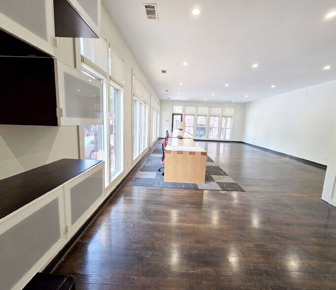 More Photos Of 488 Bartram St, Atlanta Flex For Lease