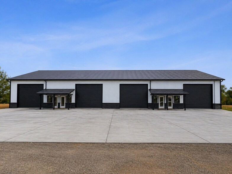 Primary Photo Of 404 S 21st St, Indianola Industrial For Sale