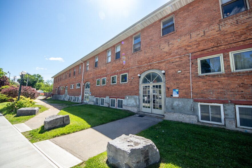 More Photos Of 70 Market St, Oneonta Apartments For Sale