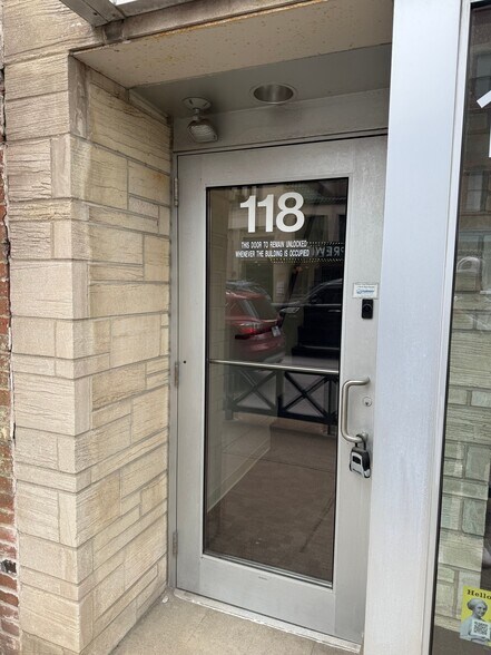 More Photos Of 118 W Main St, Plainfield Storefront Retail Residential For Lease
