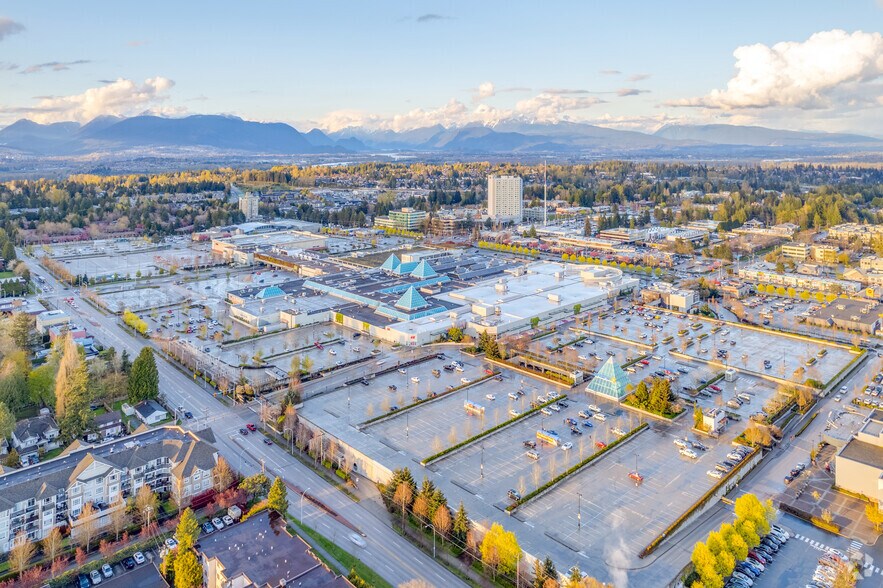 Primary Photo Of 10355 152nd St, Surrey Storefront For Lease