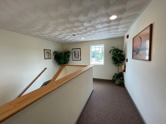 More Photos Of 117 Eddie Dowling Hwy, North Smithfield Loft Creative Space For Lease