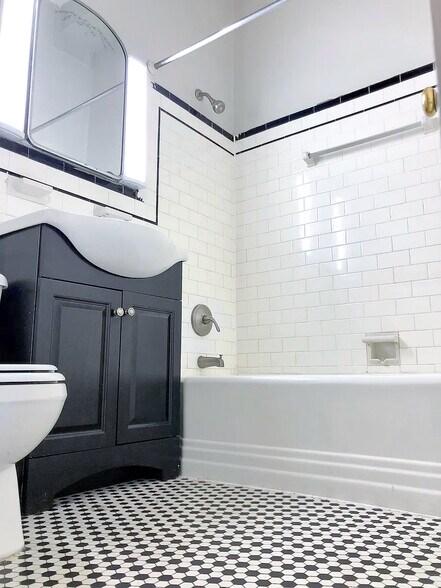 More Photos Of 1041 St. Paul St, Baltimore Multifamily For Sale