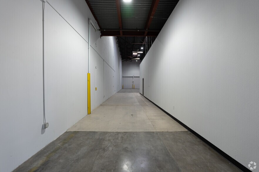 More Photos Of 756 Port America Pl, Grapevine Unknown For Lease