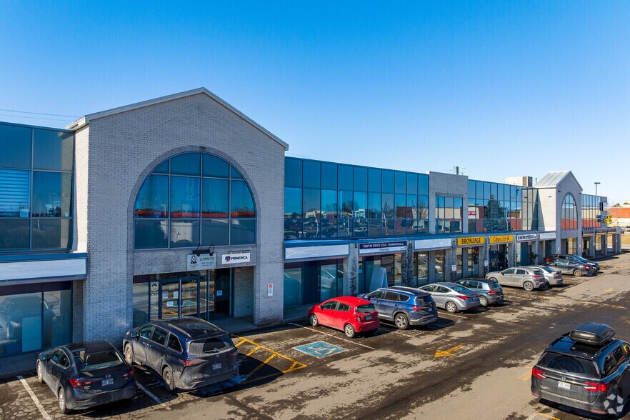 Primary Photo Of 455 Boul Saint-Joseph, Drummondville General Retail For Lease