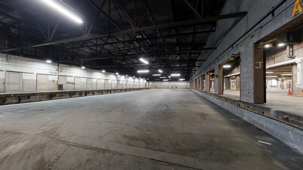 More Photos Of 4100 Payne Ave, Cleveland Warehouse For Lease