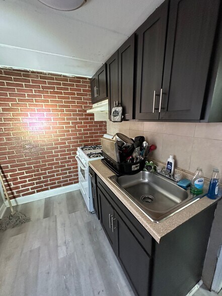 More Photos Of , Philadelphia Multifamily For Sale