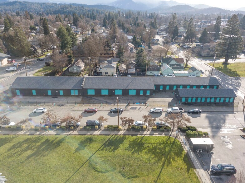 More Photos Of 497 SE H St, Grants Pass Self Storage For Sale