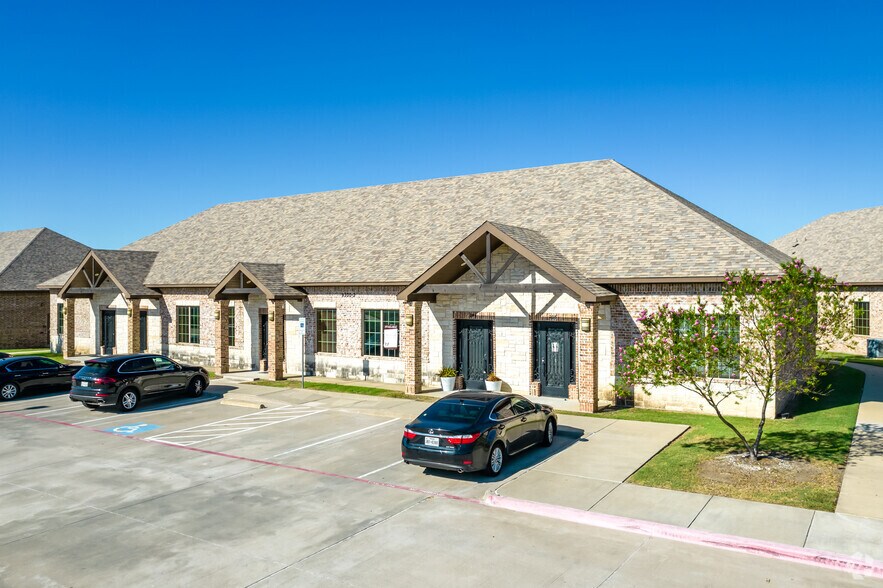 More Photos Of 9300 John Hickman Pky, Frisco Unknown For Lease