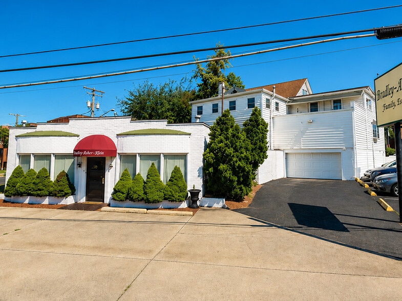 More Photos Of 2134 Willow Spring Rd, Dundalk Funeral Home For Sale
