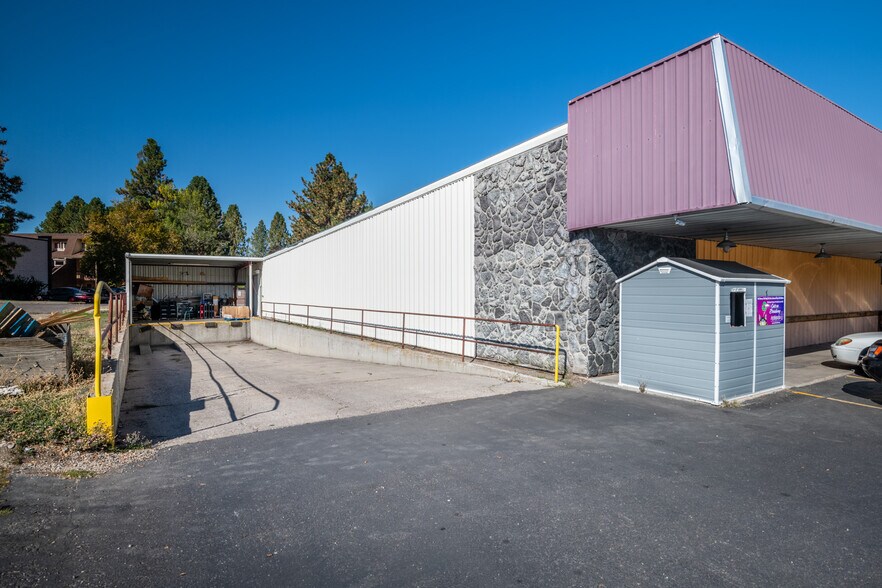 More Photos Of 704 SW Higgins Ave, Missoula Supermarket For Sale