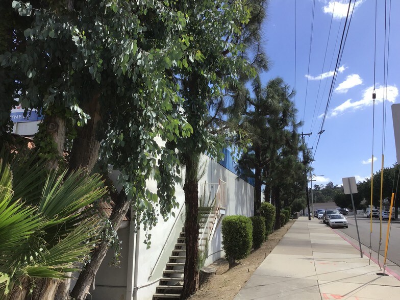More Photos Of 100 N Tustin Ave, Anaheim General Retail For Sale