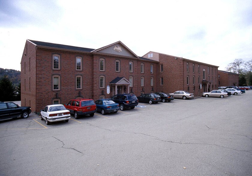 More Photos Of 1330-1360 Old Freeport Rd, Pittsburgh Unknown For Lease