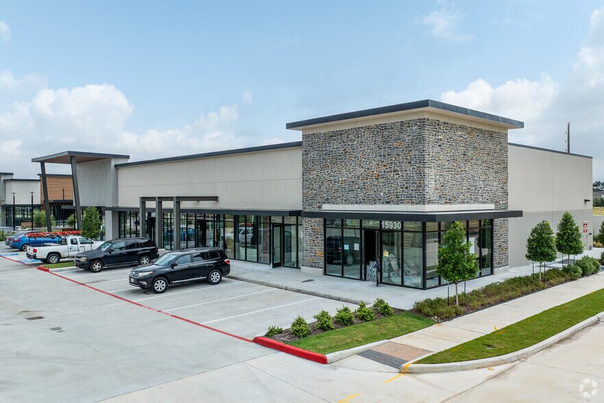 More Photos Of SEC of Woodland Hills Dr @ Madera Run Parkway, Atascocita Unknown For Lease