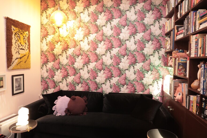 More Photos Of 2909 E 1st St, Los Angeles Office For Sale