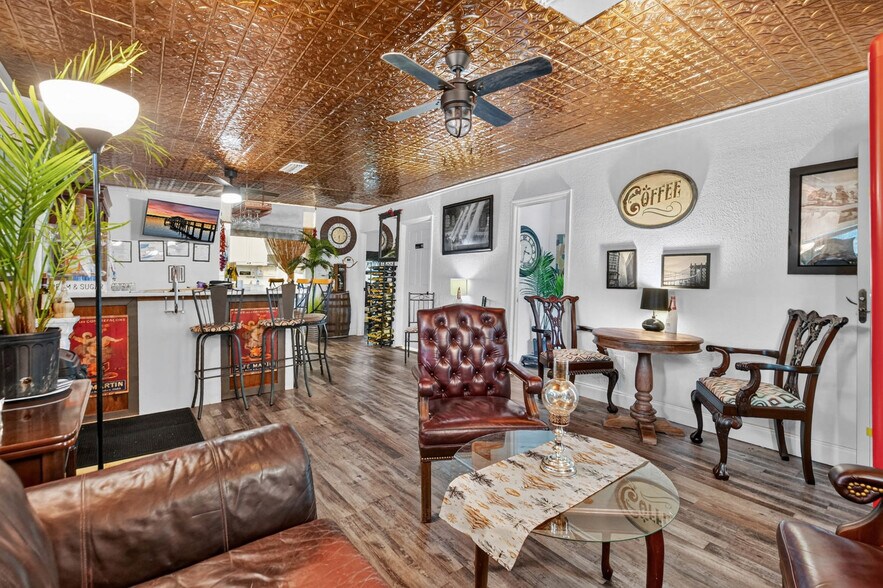More Photos Of 3323 Saint Johns Ave, Palatka Restaurant For Sale